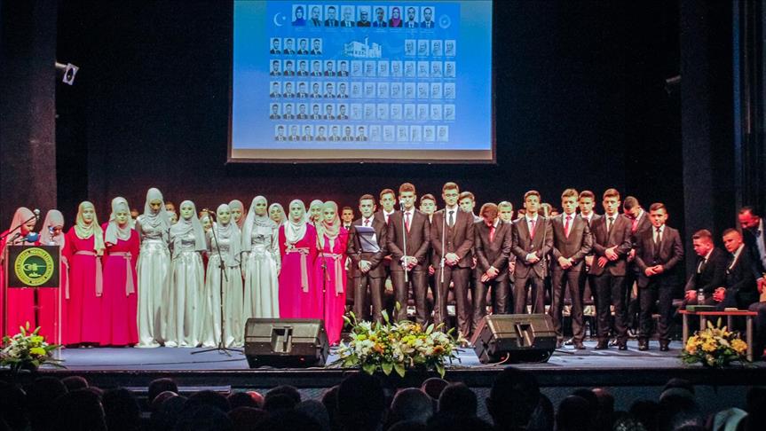 Podgorica: Medresa "Mehmed Fatih" ispratila još jednu generaciju maturanata i maturantkinja