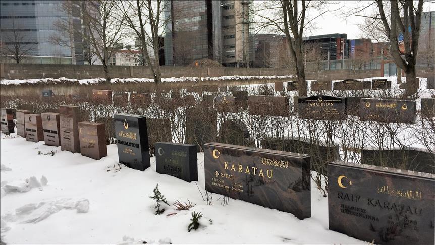 الهلال والنجمة يميزان أقدم مقبرة للمسلمين في إسكندنافيا