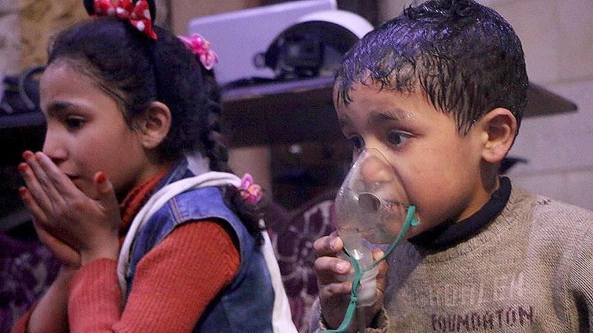 Responsables américains: Traces de gaz neurotoxique chez les victimes de l'attaque de Douma