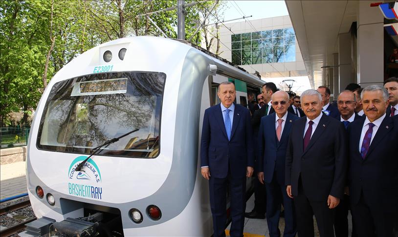 Capital turca renueva línea de metro suburbano