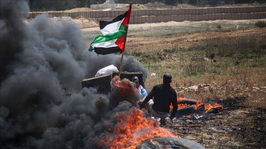 Palestinos continúan las manifestaciones en la Gran Marcha del Retorno