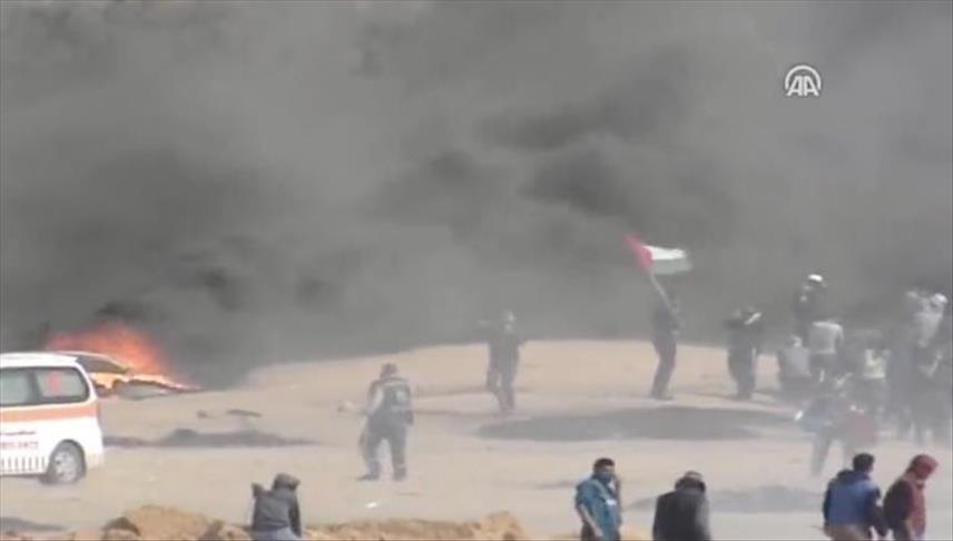 Gazans converge on Israel border amid ongoing rallies