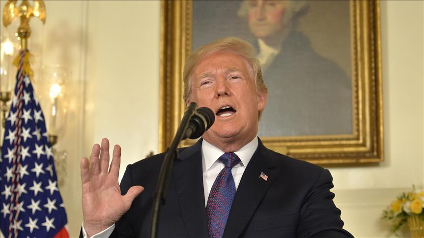 Trump ordena bombardeo a Siria