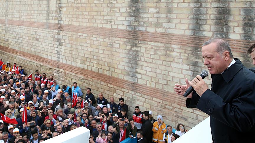 Cumhurbaşkanı Erdoğan: Afrin'de yaklaşık 4 bin 200 terörist etkisiz hale getirildi