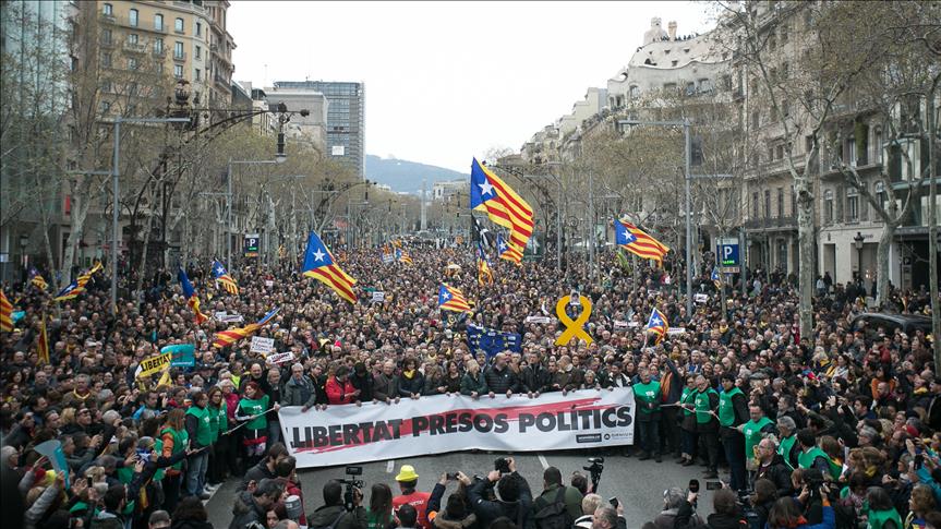 Barcelona: Više od 100.000 Katalonaca traži oslobađanje separatističkih lidera