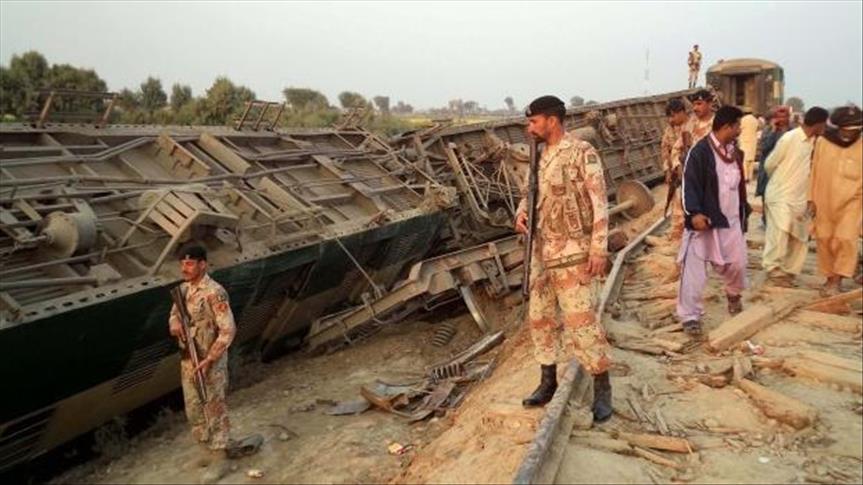 Afghanistan hands over bodies of slain Pakistani troops