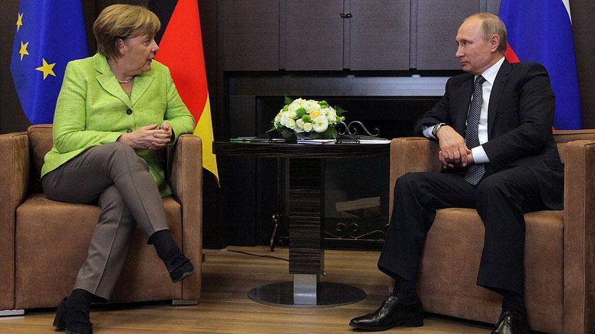 Россия и Германия обсудили ситуацию в Сирии 