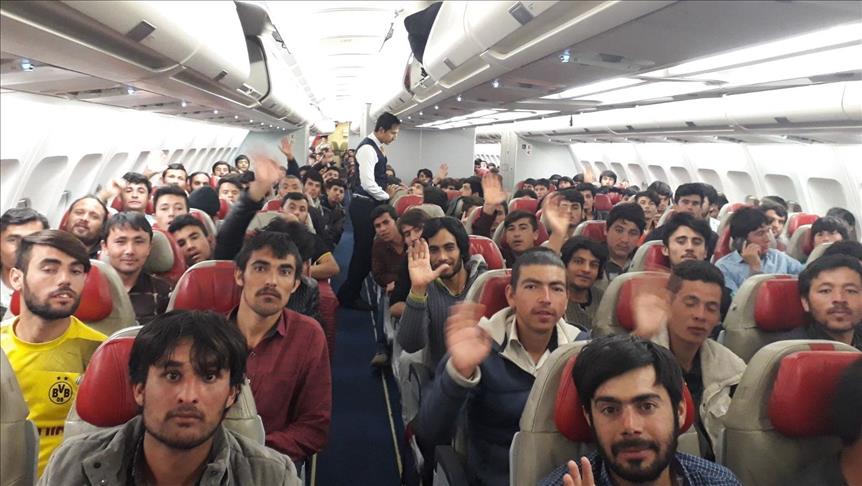 Turquía deporta 778 refugiados afganos 