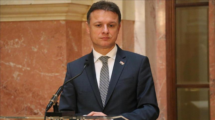 Delegacija Hrvatskog sabora prekinula posjetu Srbiji nakon incidenta koji je izazvao Šešelj