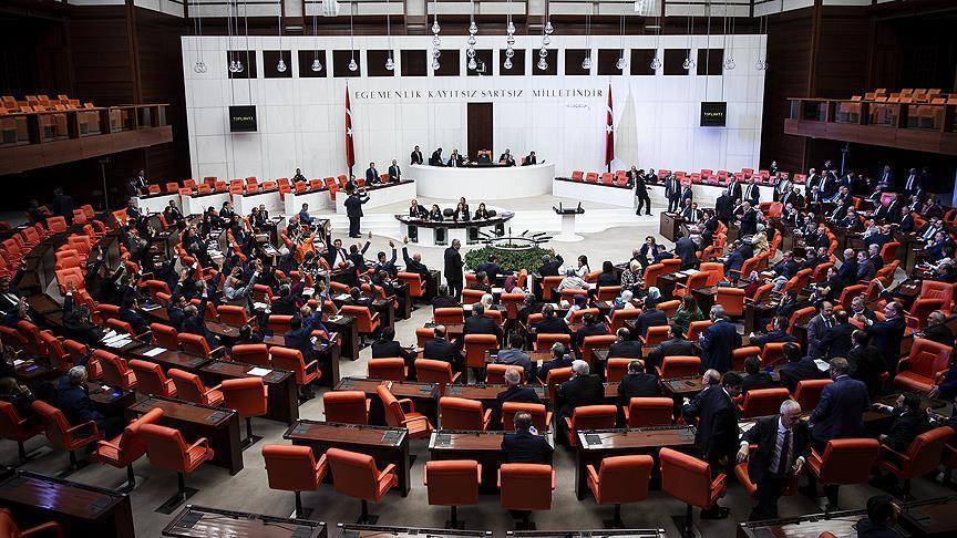 Turska: Parlament sedmi put produžio vanredno stanje