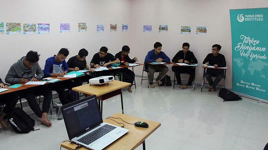 Türkçe dersi Malezya'da okul müfredatına girdi