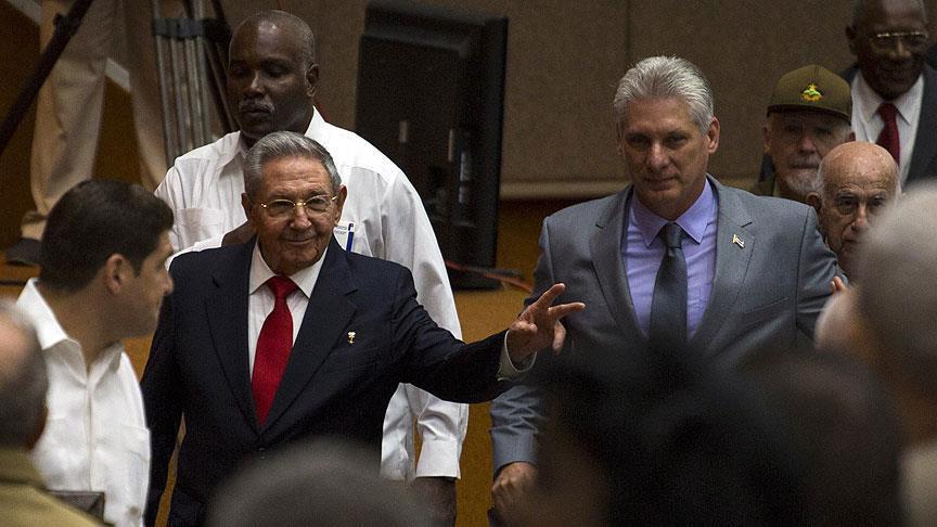 كوبا.. البرلمان يقر اختيار ميغيل دياز رئيسا للبلاد خلفا لكاسترو