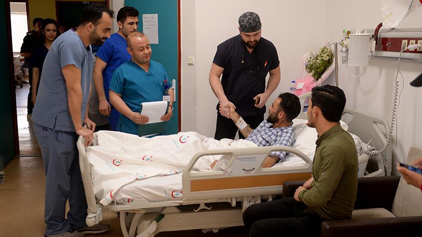 Wounded Free Syrian Army fighter recovers in Turkey