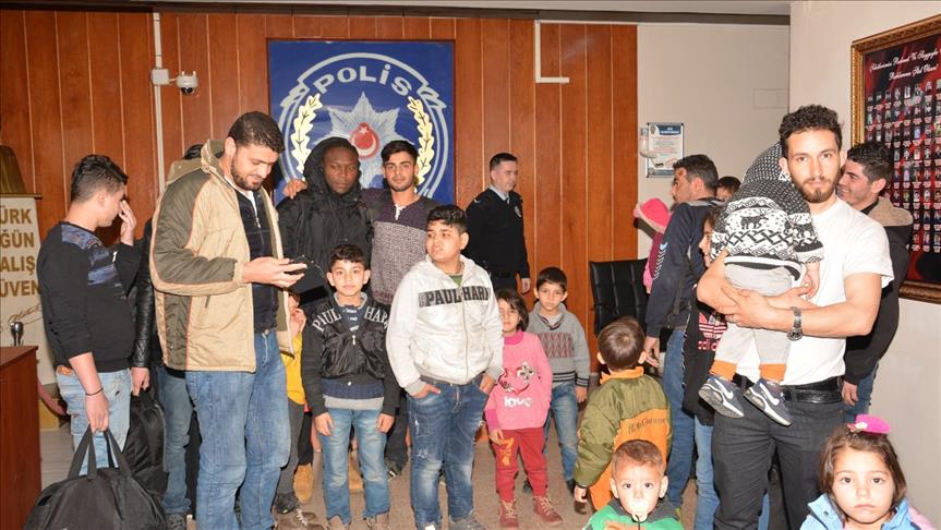 Turquie : 27 migrants illégaux syriens arrêtés dans la région égéenne