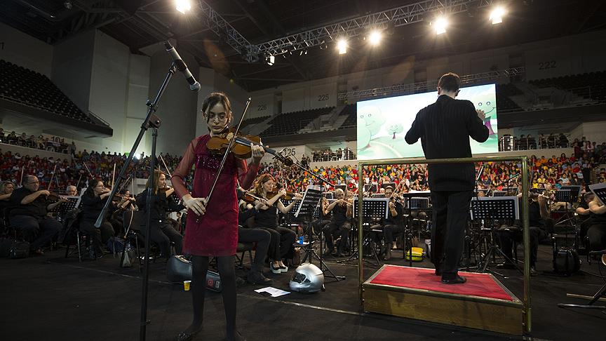 CSO ilk kez bin 500 çocukla konser verecek
