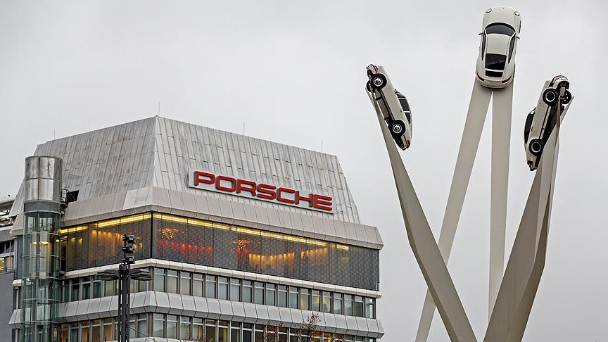 Otomotiv devi Porsche’de 'dizel gözaltısı' iddiası