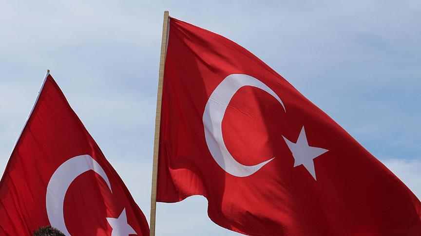Şehit olana kadar Türk bayrağını elinden bırakmadı