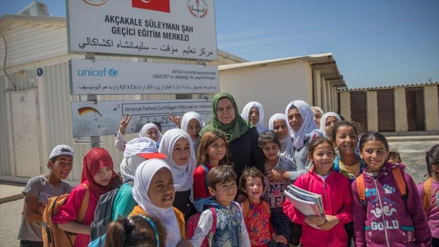 في تركيا.. الأطفال السوريون يبنون مستقبلاً مشرقاً عبر التعليم