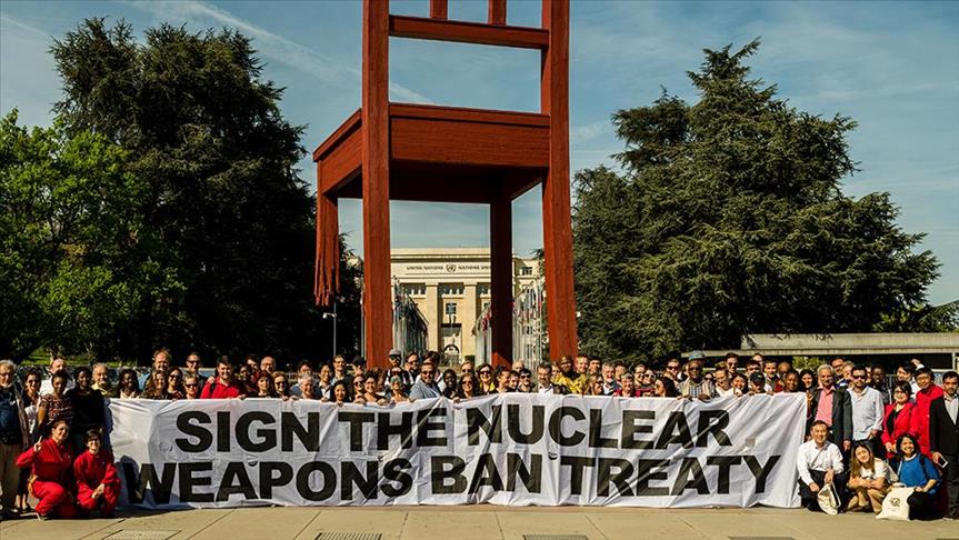 Anti-nuke demonstration held outside UN Geneva office
