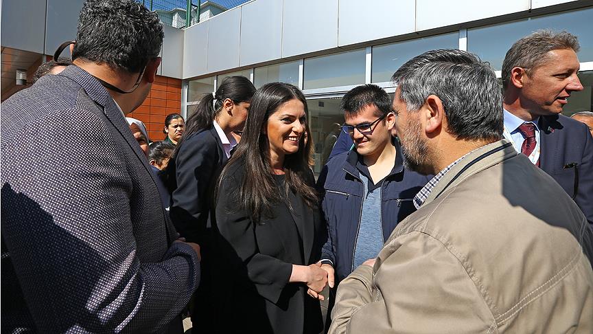 Bakan Sarıeroğlu, EKPSS adaylarını ziyaret etti 