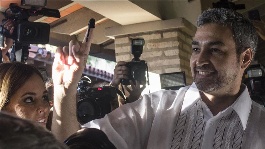 Mario Abdo Benítez se proclama como nuevo presidente de Paraguay