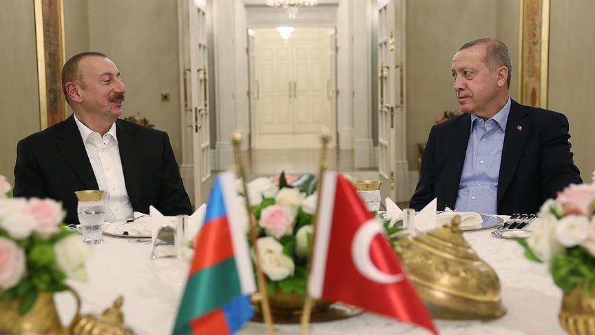 رئيس أذربيجان يصل أنقرة في زيارة رسمية