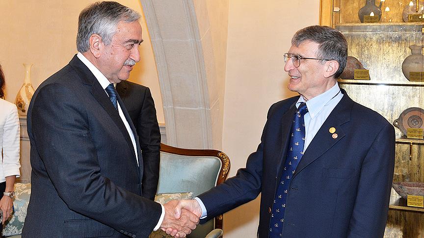 KKTC Cumhurbaşkanı Akıncı Aziz Sancar'la görüştü