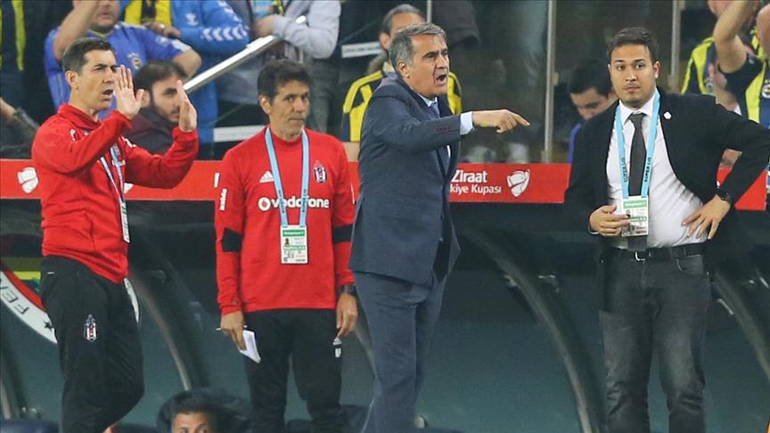 Derby Istanbul akan berlanjut tanpa penonton 