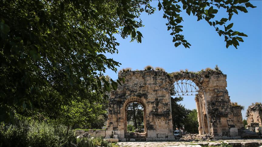 Turquie: Le site Anavarza, un musée à ciel ouvert