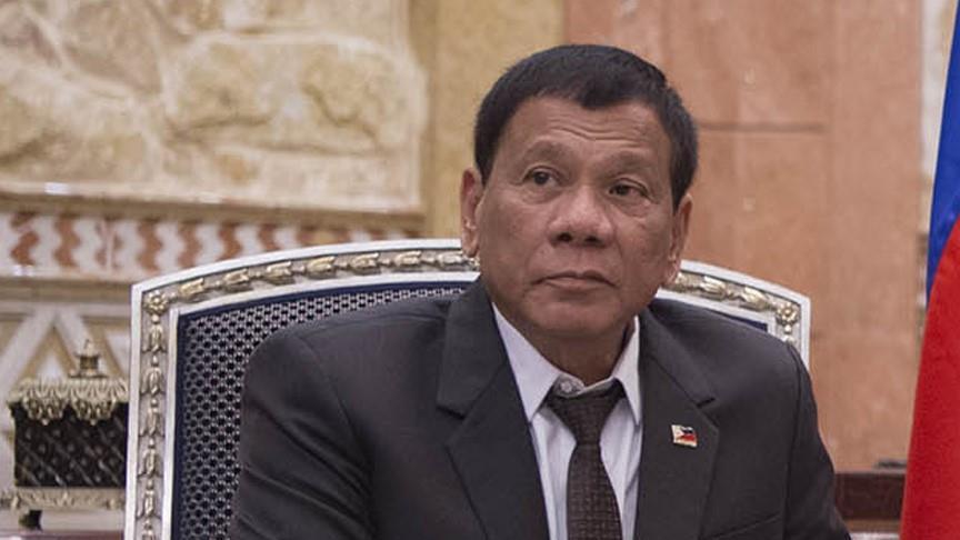 Presidente de Filipinas ofrece ayuda económica a isla que fue 'cerrada'
