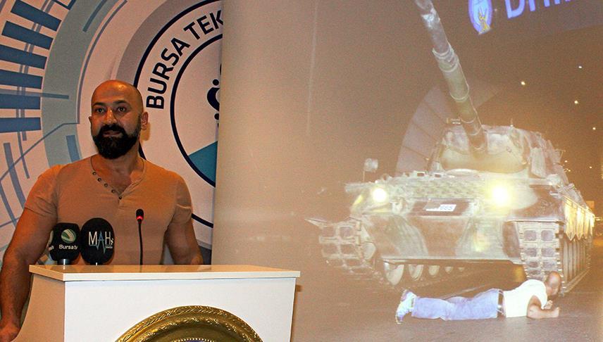 'Sivil bir vatandaş tankın önüne yattı'