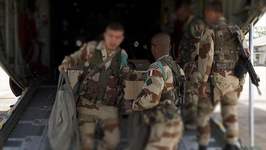 Tropas francesas intensifican contactos con terroristas del YPG/PKK
