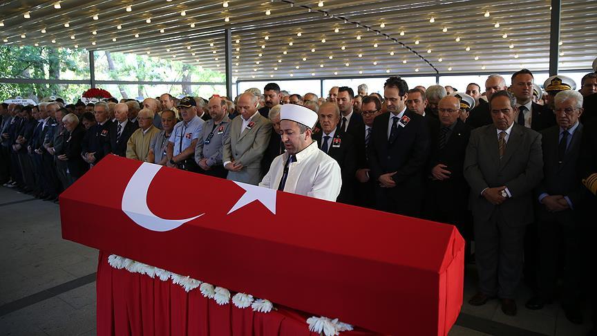 Emekli Oramiral Özden Örnek son yolculuğuna uğurlandı