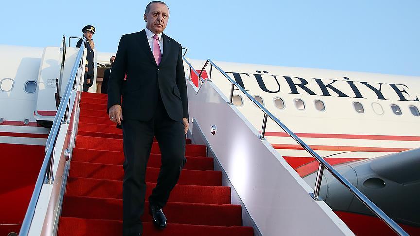 أردوغان يصل بخارى الأوزبكية