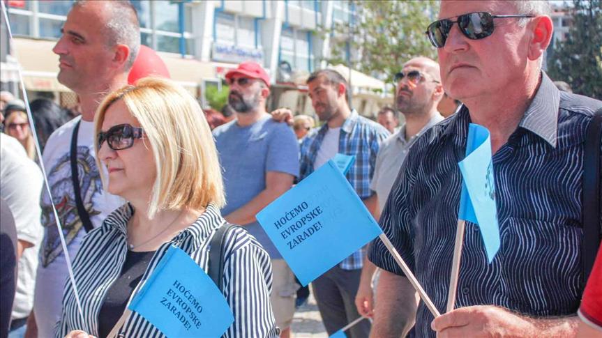 Prvomajski sindikalni protest u Podgorici: Radnici traže povećanje zarada