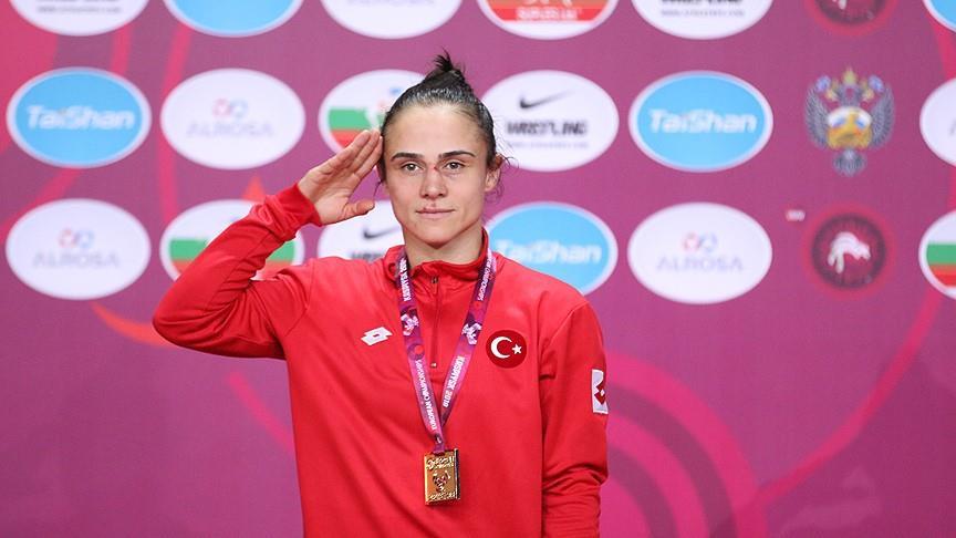 Lutte Féminine (59 kg) : Elif Jale Yeşilırmak championne d’Europe