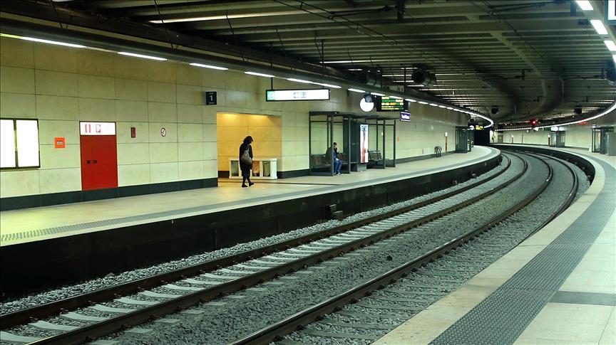 Cierran cuatro estaciones del metro de Caracas por fallas eléctricas  