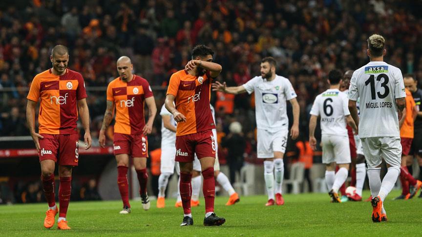 Lider Galatasaray Akhisar Deplasmaninda