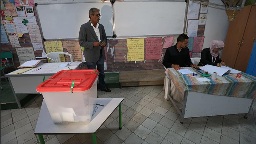 "مراقبون": الانتخابات البلدية بتونس جرت في ظروف طيبة مع بعض التجاوزات