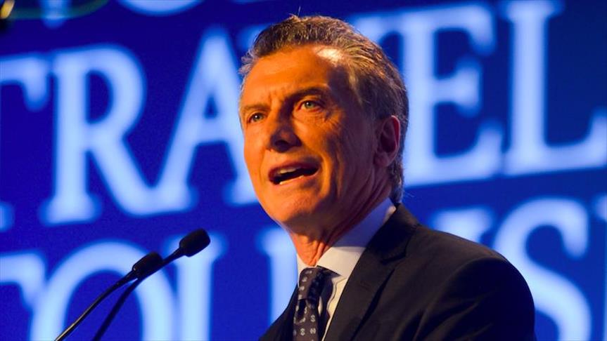 Argentina pide ayuda al FMI tras desplome del peso
