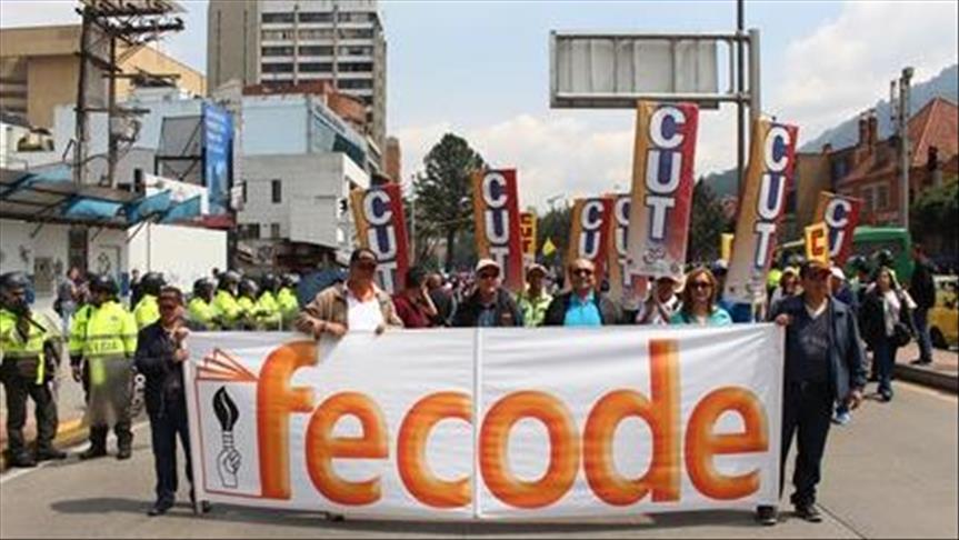Maestros de Colombia realizan paro nacional de 48 horas