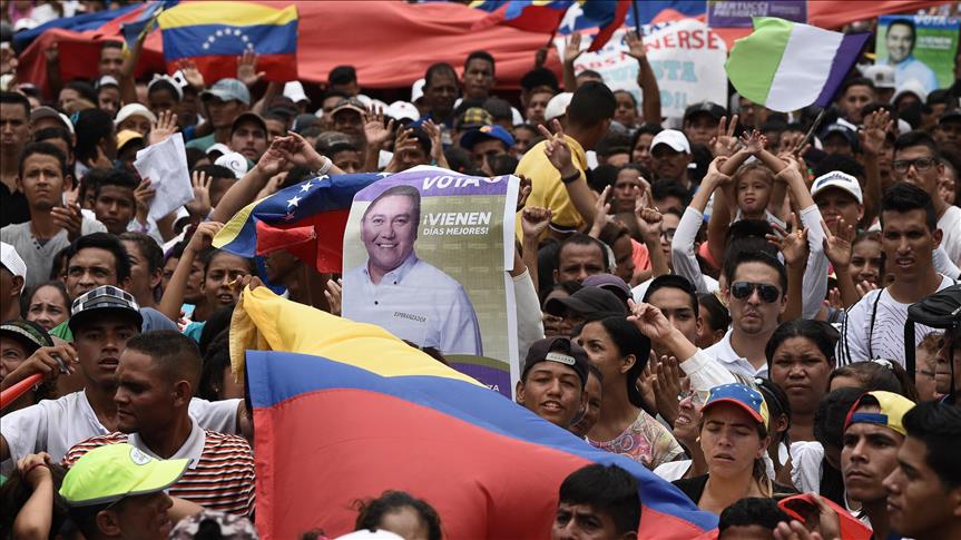 Venezuela pasó de 62 a 17 partidos políticos registrados en dos años