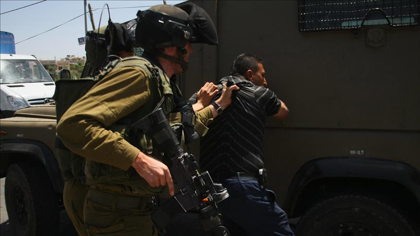 8 Palestinians arrested in overnight raids in West Bank