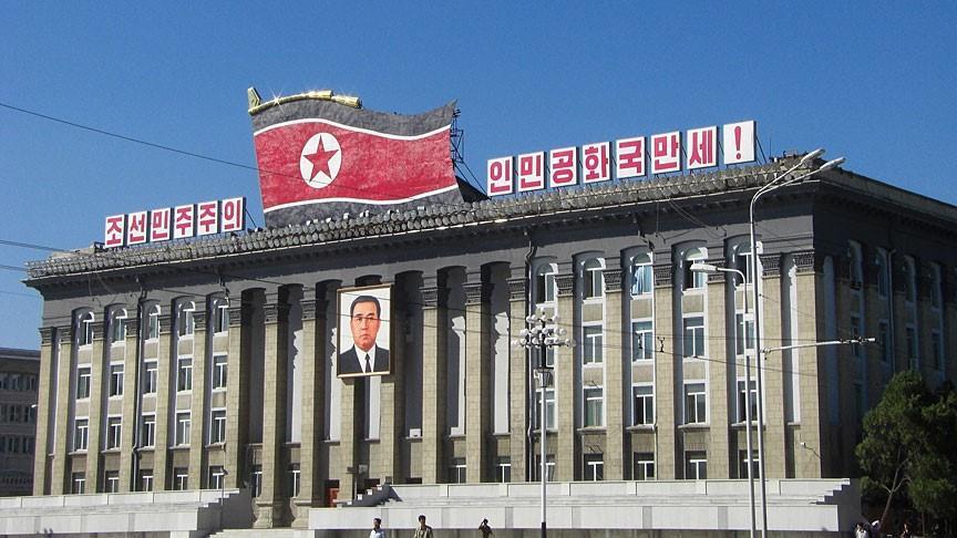 3 Americans held by North Korea return to US