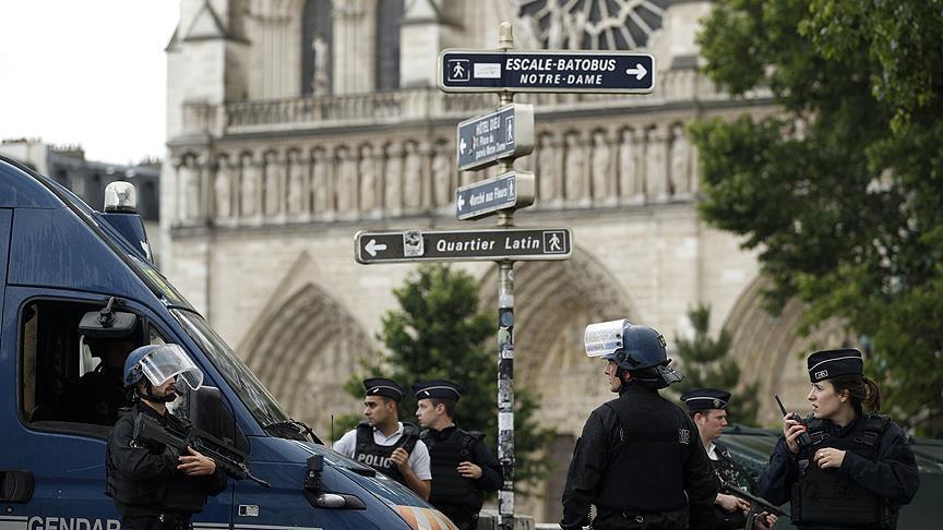 Daech revendique l’attaque au couteau survenue samedi soir à Paris 