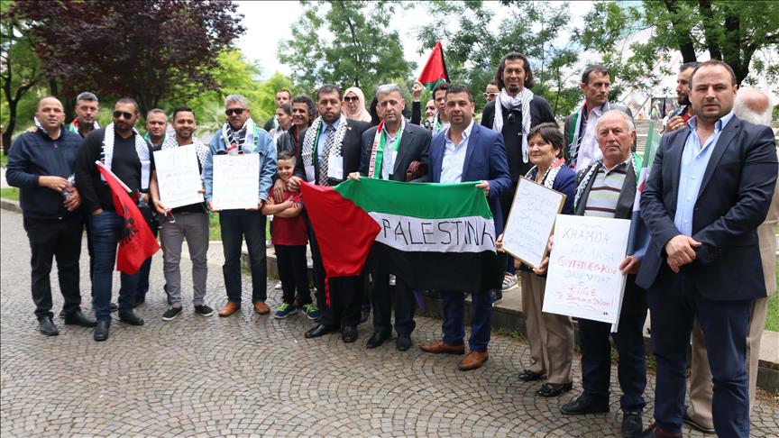 Tiranë, tubim në mbështetje të popullit palestinez 
