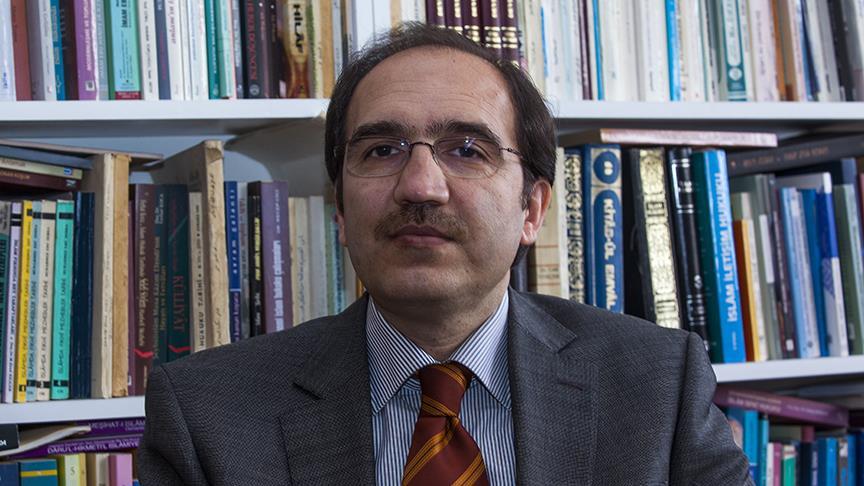 'Ramazan hilali Türkiye saatiyle 02.20'de görüldü'