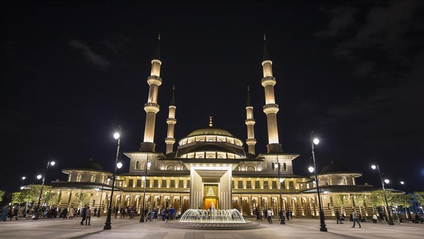 تركيا.. تراويح على طريقة "أندرون" العثمانية في مسجد "الأمة" بالمجمع الرئاسي (تقرير)