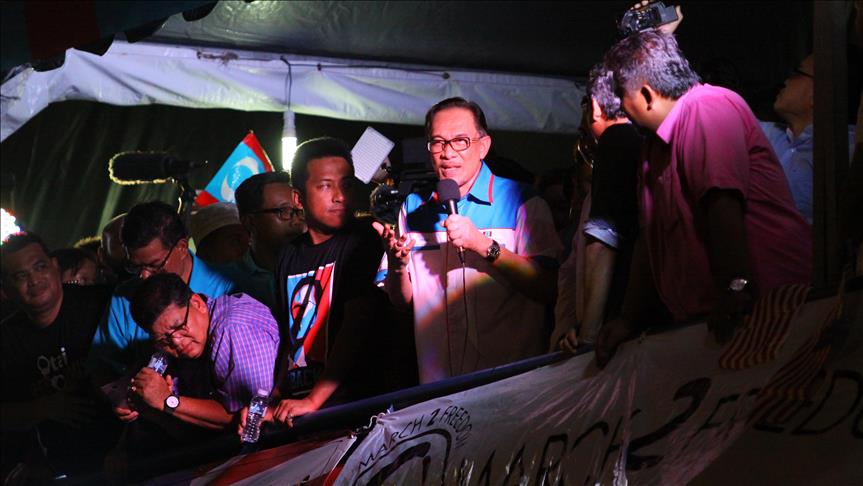 Malaysia: Former deputy PM freed