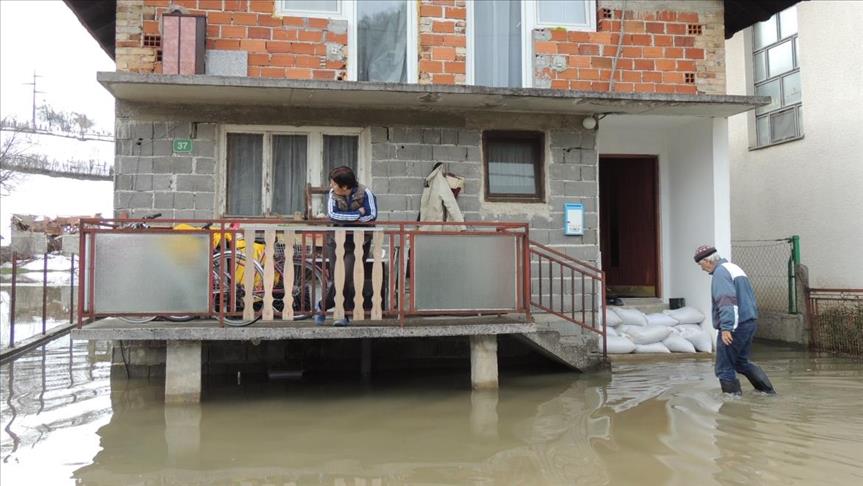 Fuertes inundaciones en Uzbekistán dejan cinco personas muertas